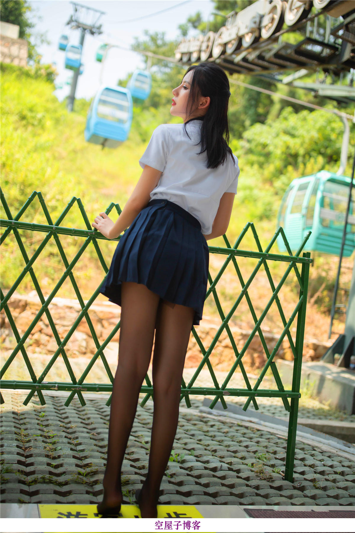 c1c4c8d088dbd3ffdb96a17b603784a6.jpg