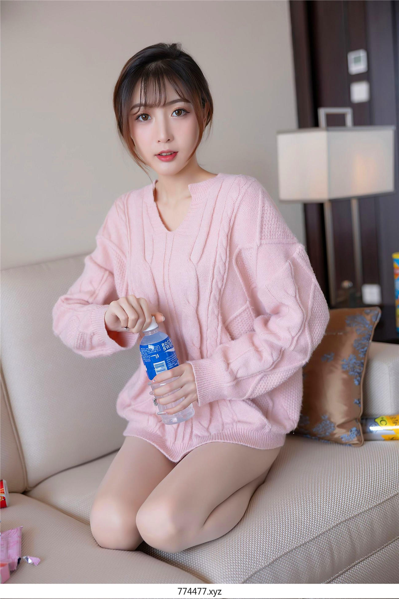 221JT9 19 1001