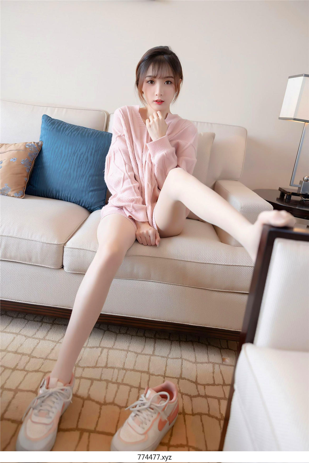 221JT9 56 35Z