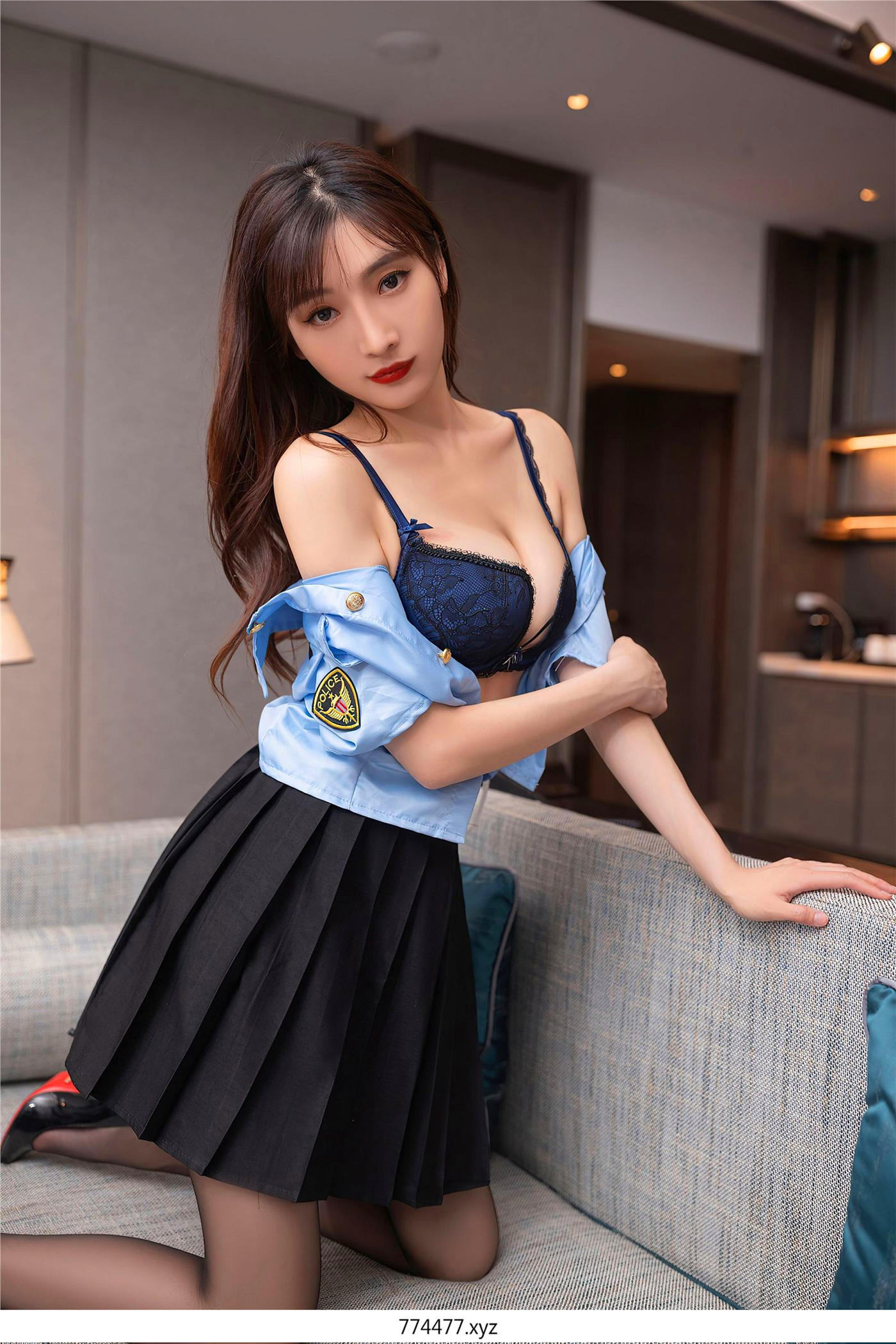 feebed28b485c5989611f8ba0aba7e5b.jpg