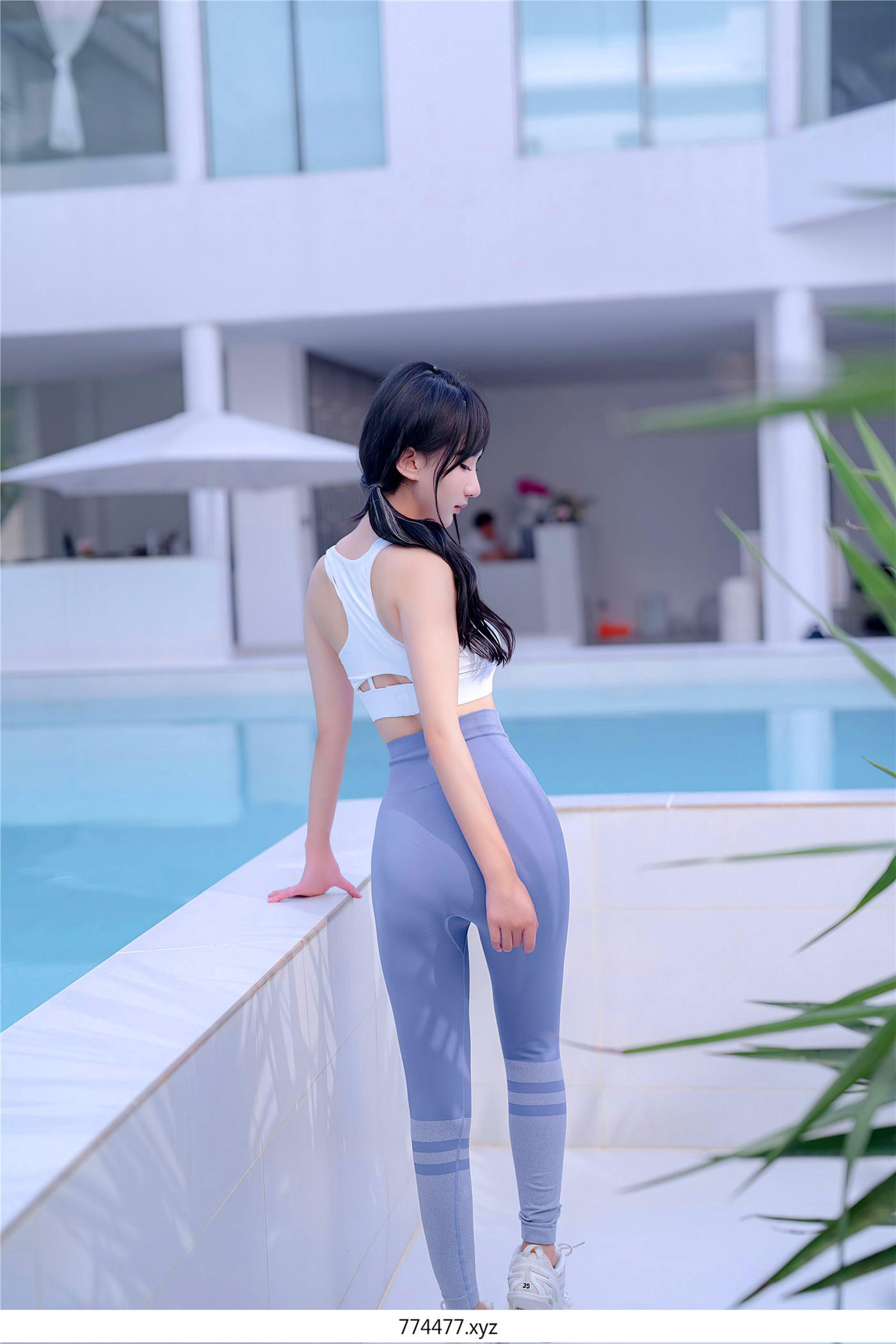 b68934827db6fc59f6d64ab5f2af79f3.jpg