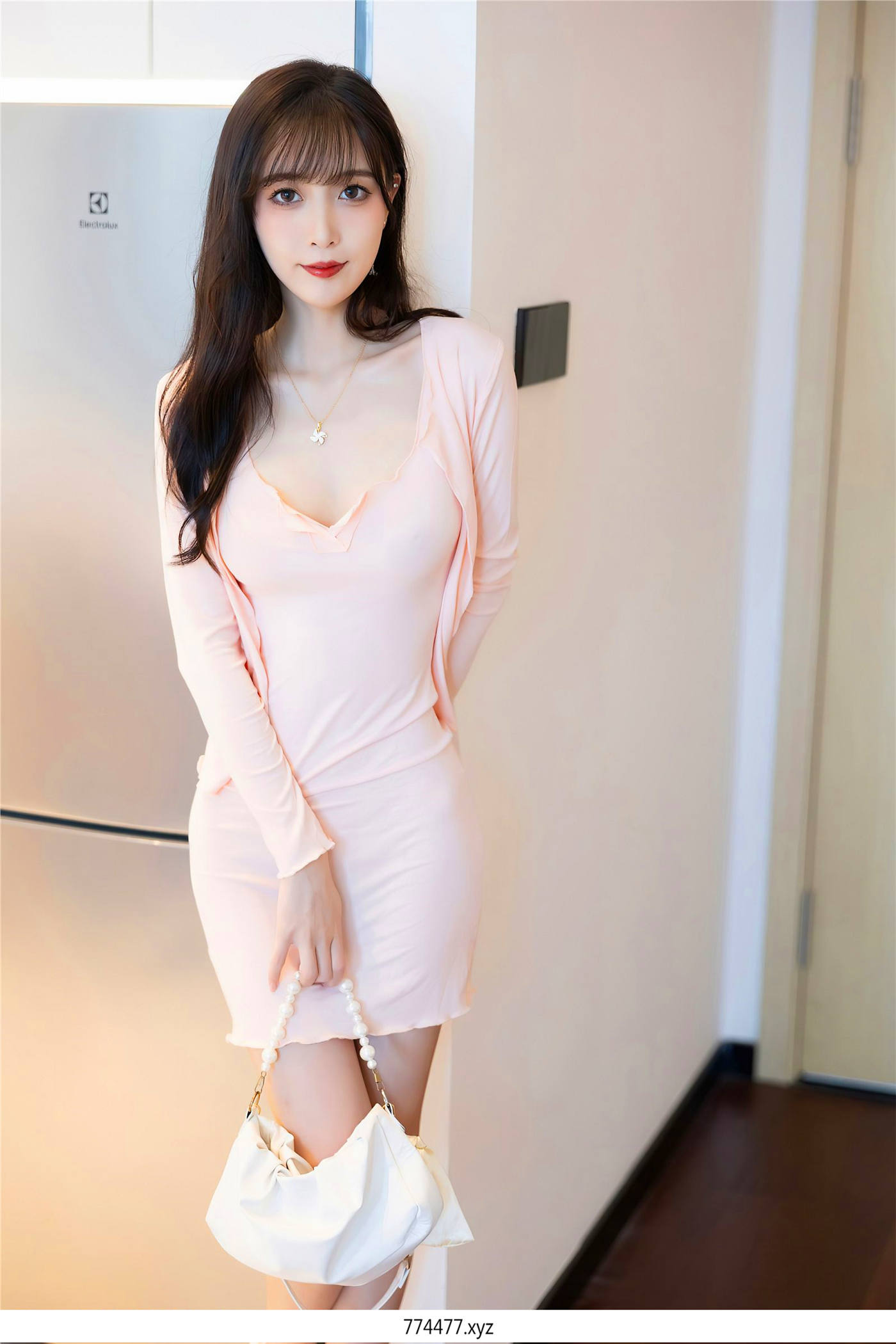 3c6649745c2f5bd589a7b39bed0cd856.jpg