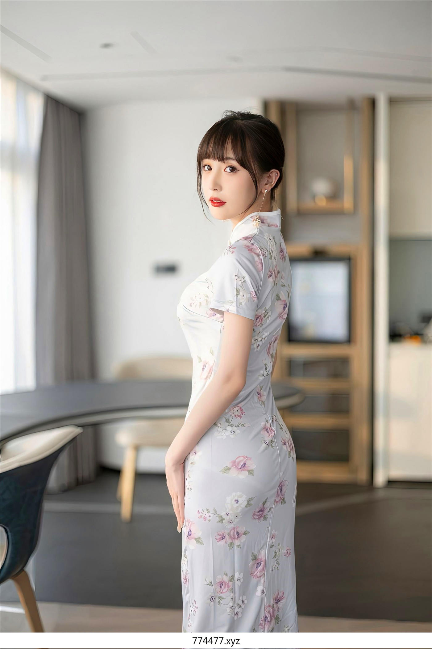 bd5bcd842f5357b48a4087136c2c77b0.jpg