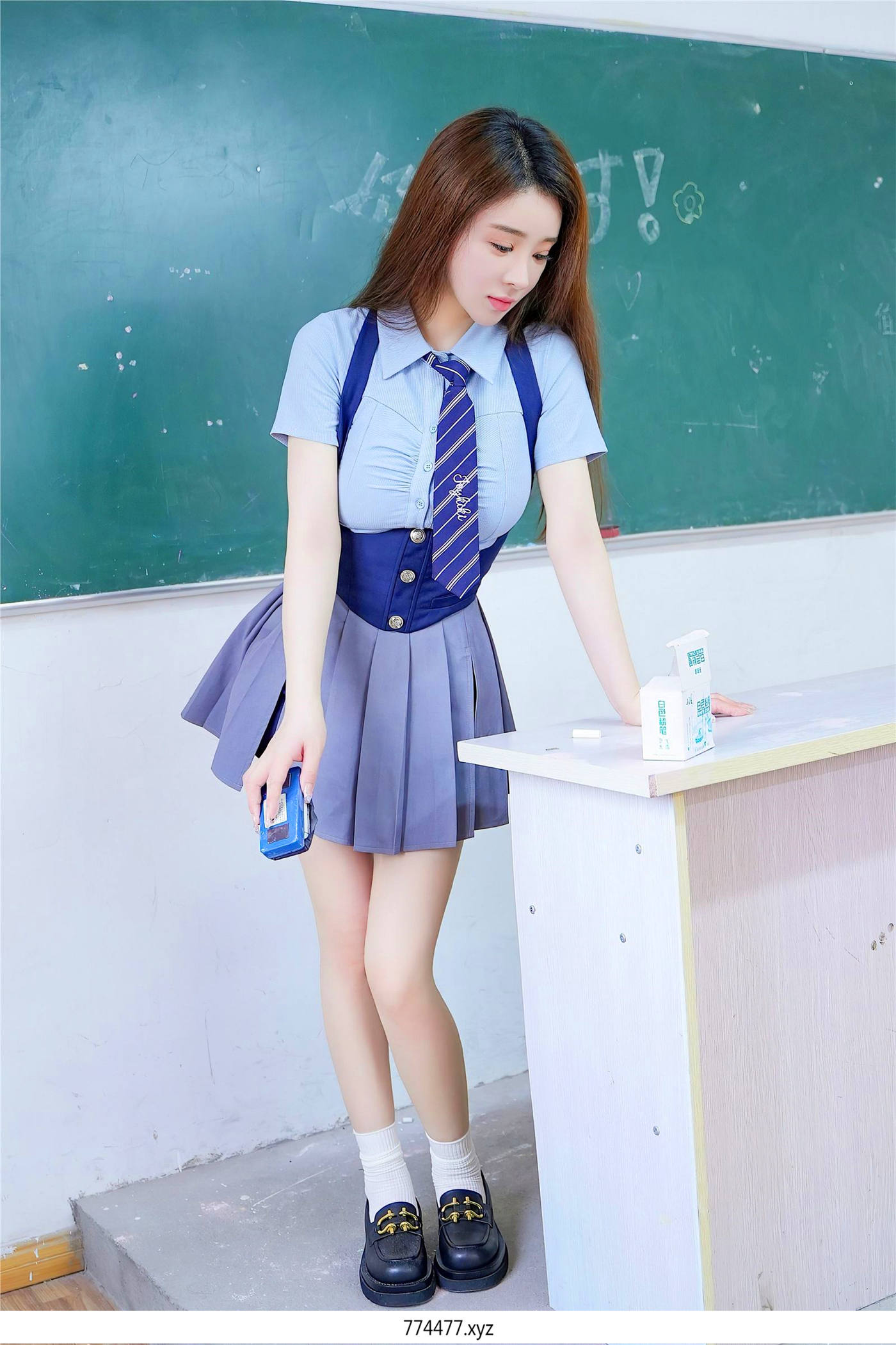 1ea08da9c6905f40b9df6c38f76d4025.jpg