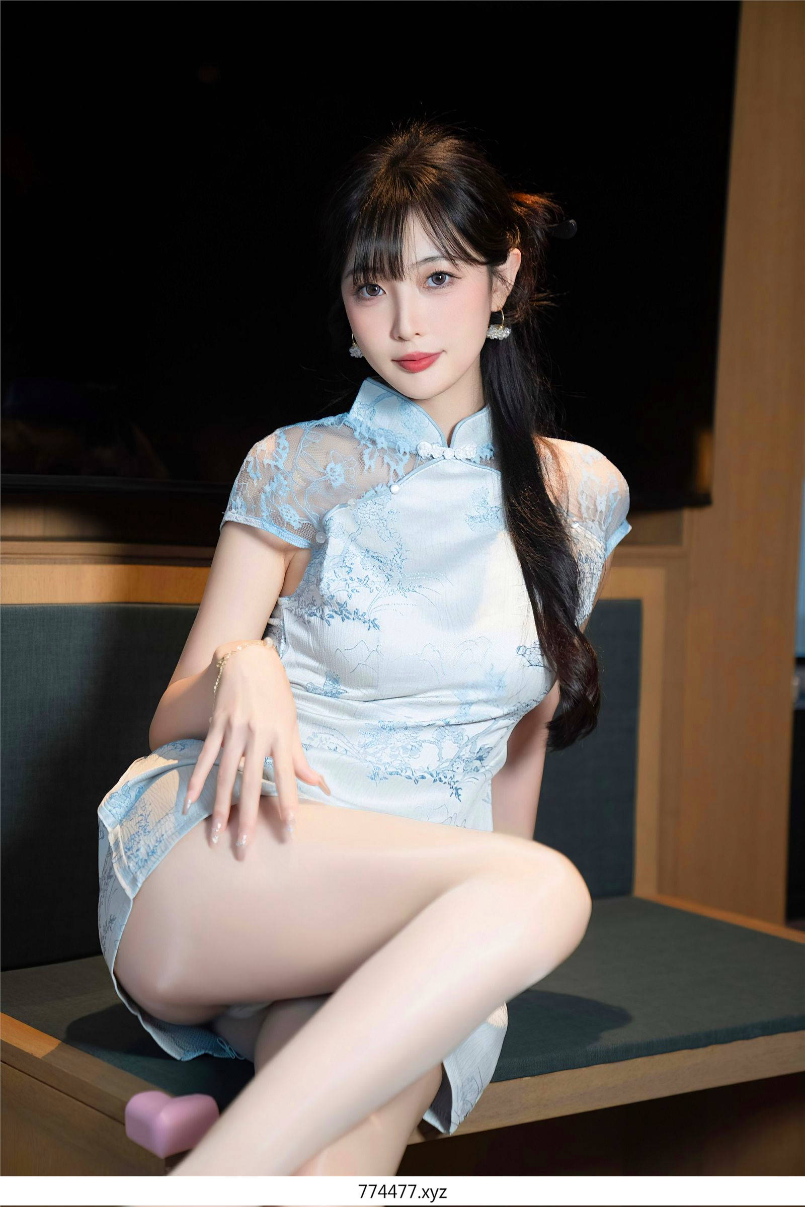 22
